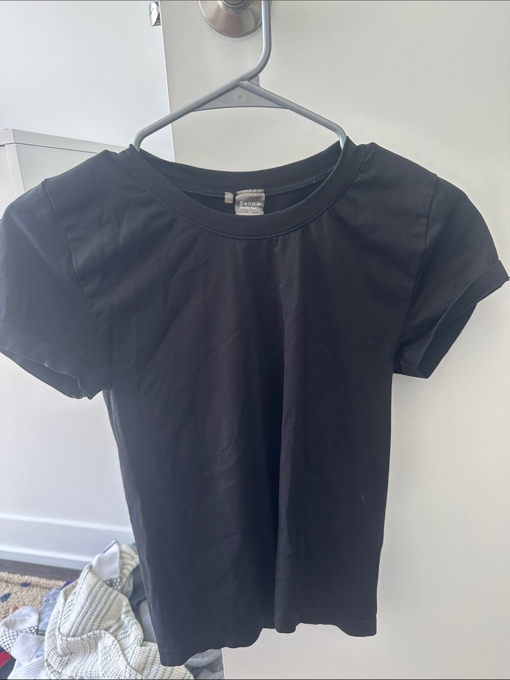 Aritzia Sinch Seamless Tee